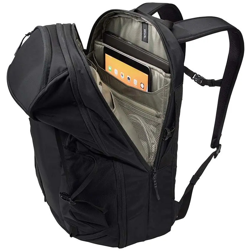 thule_enroute_backpack_30l_black_atthaCz6xazy13gGz.webp